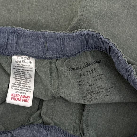 Tommy Bahama Active Dri-Fit Drawstring Green Gray Athletic Shorts Size 7/8 - Picture 3 of 3